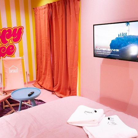 Capsule Girl Power Spa - Balneo - Sauna - Karaoke - Billard - 2 Chambres Charleroi Exterior photo